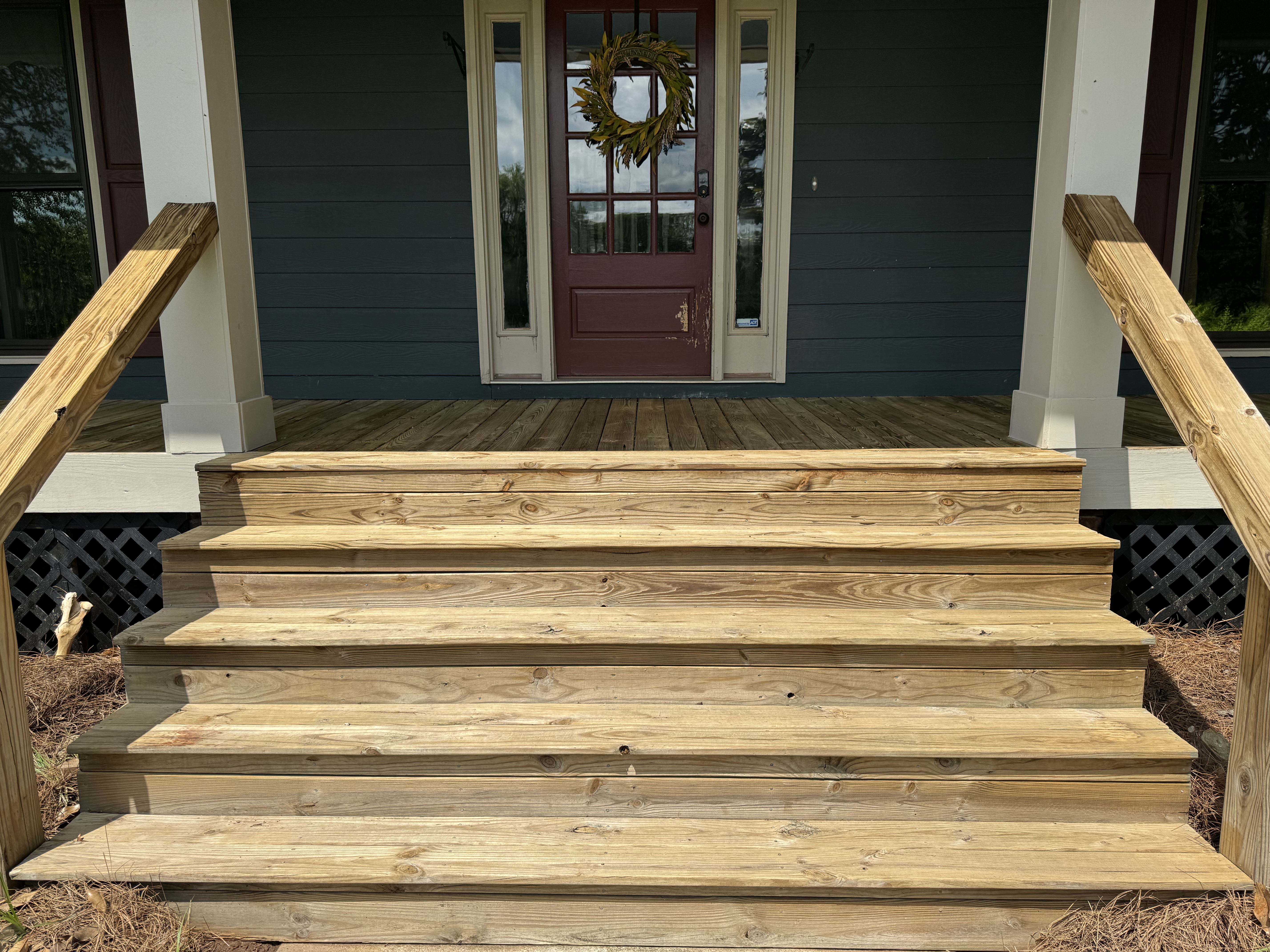 Top Quality Deck Cleaning and Concrete Cleaning Performed in Winder, Georgia